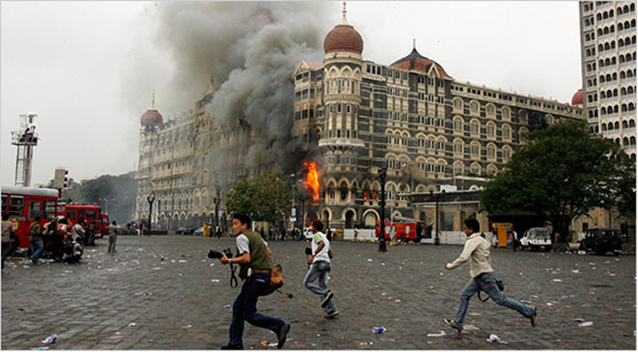 Vol. 5 nr. 07 | 2012 – Atacurile teroriste din Mumbai 2008. Lipsa de pregătire a decidentului în gestionarea unei crize de proporţii